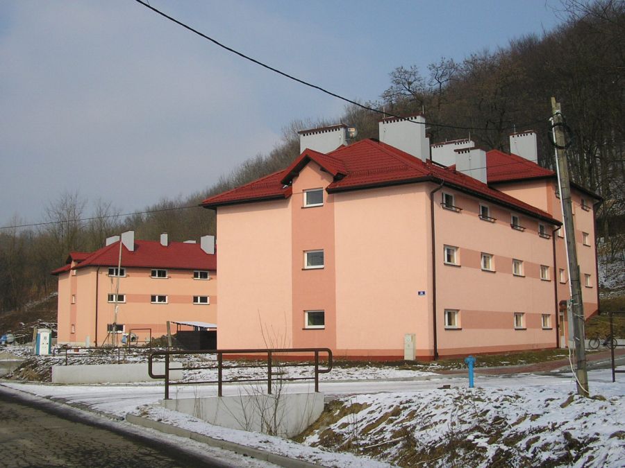Budynki zbiorowego zamieszkania z małymi samodzielnymi lokalami socjalnymi przy ul. Motokrosowej 26 i 28 - lata realizacji 2008-201
